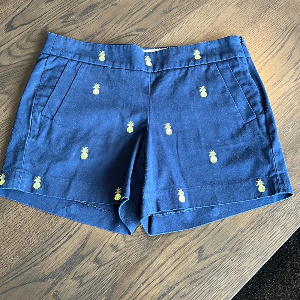J crew navy shorts. Size 6